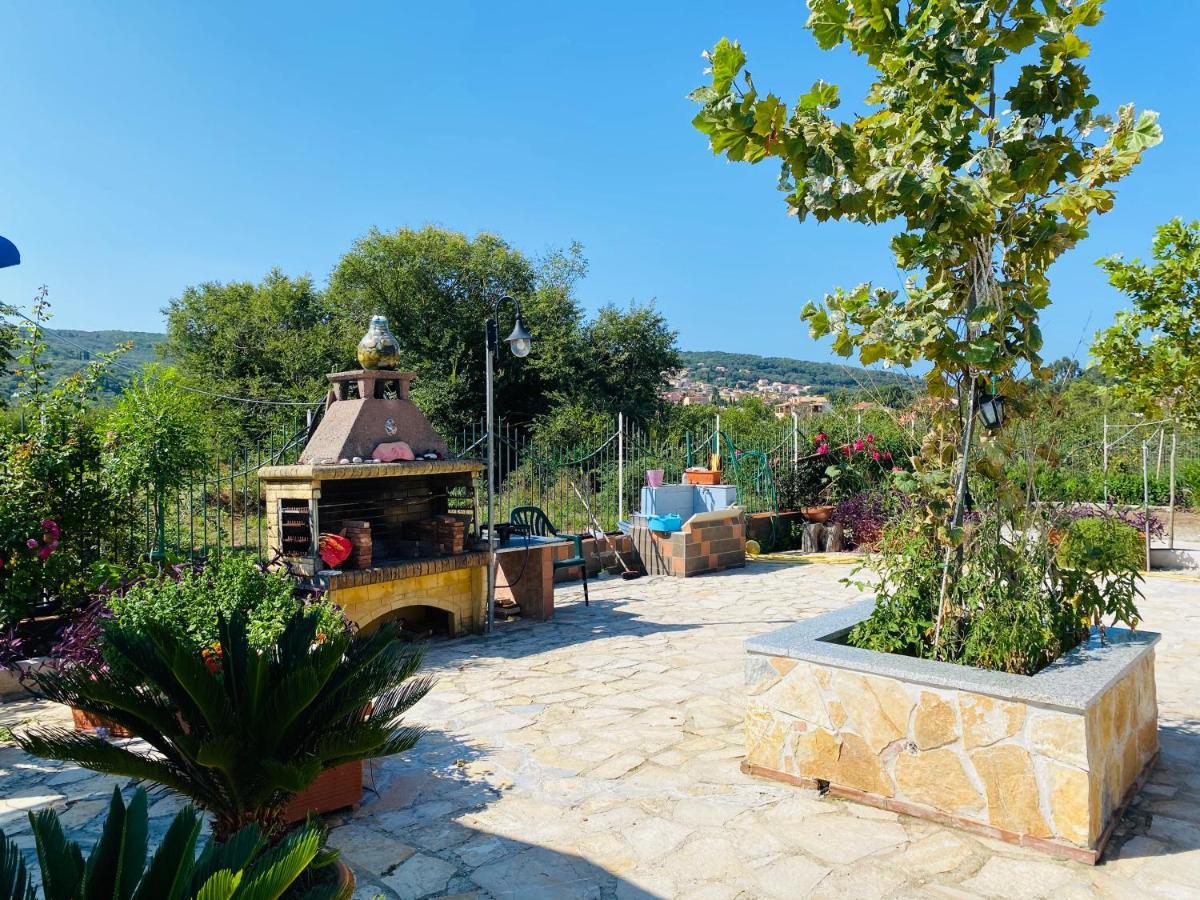Villa Facen Gardeládes Extérieur photo